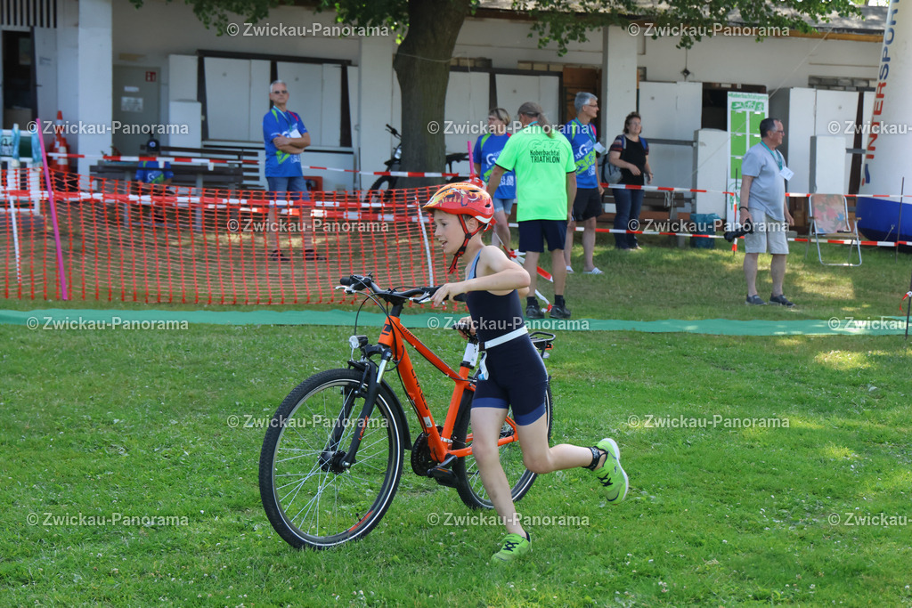Tag 1 Rad Klein-009 | Urban. Natur. Panorama. Luftbild. 
Der Bildershop für aufregende Perspektiven!
Für Deko, Wandbild und Kalender!
Wir bringen LED-Bilder zum Leuchten!
