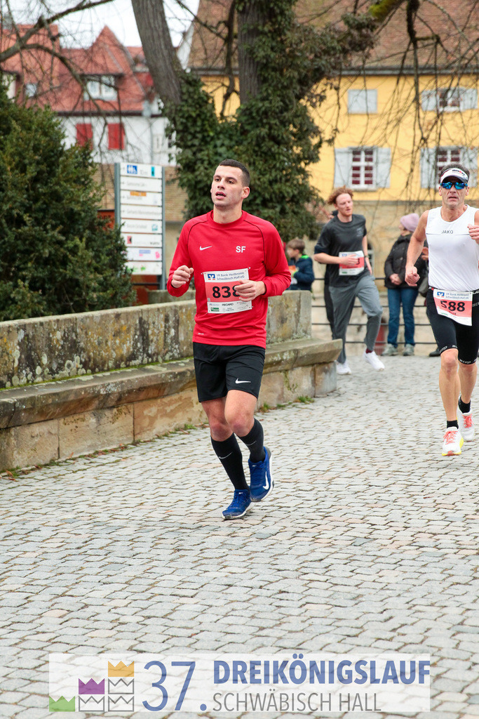 VR Bank Hauptlauf 10000m | 3 Koenigslauf 2023 - Realisiert mit Pictrs.com