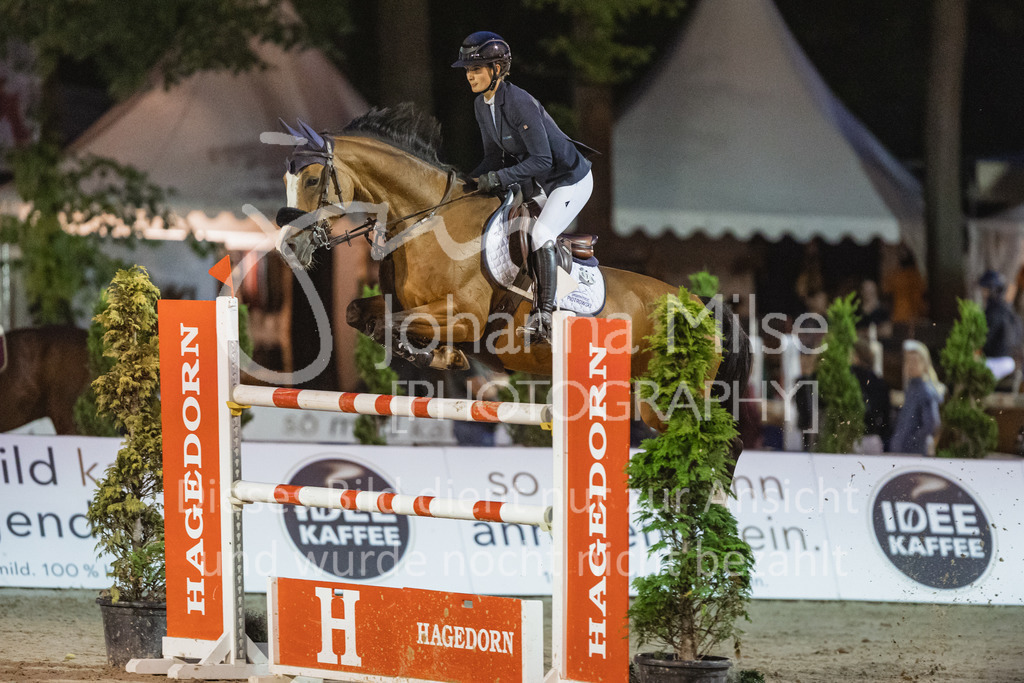 220909_OWLCh_GroßeTour-530 | Deine schönsten Turniermomente als professionelle Fotos! Entdecke hochwertige Pferdesport-Fotografie im Online-Shop. Jetzt Fotos finden & bestellen!