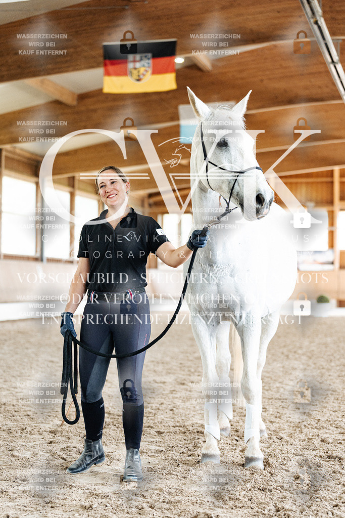 CK908232 | Turnierfotografie Pferdefotografie Trier Rheinland-Pfalz Pferdesport Reitsport Tierfotografie Sportfotografie Pferdevideo Pferdevideografie Equestrianvideography equestrianphotography  - Realisiert mit Pictrs.com