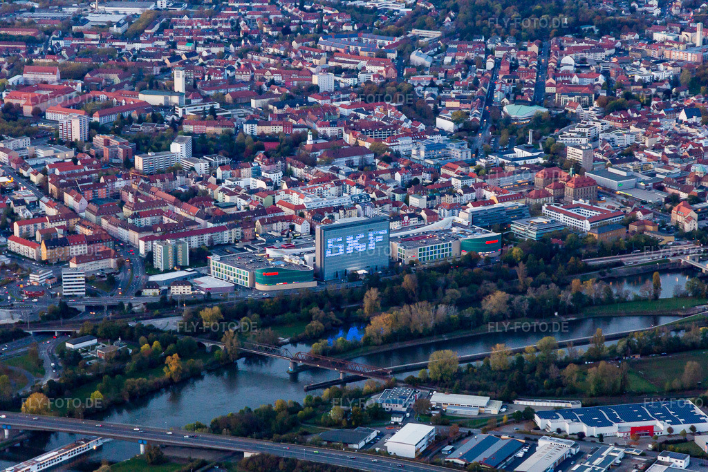 Luftbild: SKF Haus am Main in Schweinfurt im Bundesland Bayern in Deutschland. Foto: IMG_119503.jpg vom 25.10.2019 durch Werner Riehm/FLY-FOTO.de
