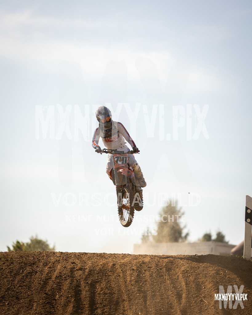 866A4124 | mxndyyvipix