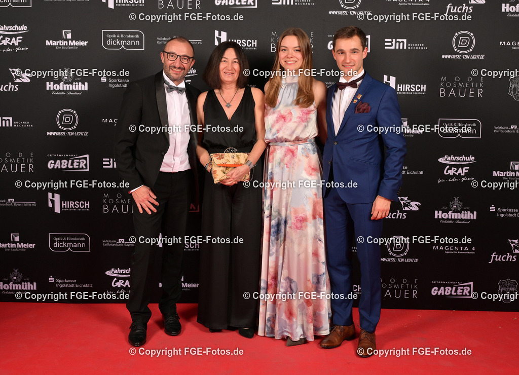 20240113-fge-fotos-0239 | Eröffnungsball der FGE am 13.01.2024 im Alten Stadttheater in Eichstätt. - Realisiert mit Pictrs.com