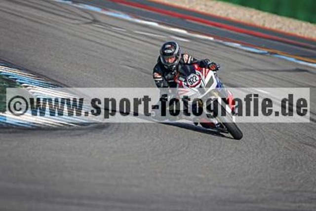 spof1528 | Professionelle Fotos von Sportveranstaltungen, aber auch Hochzeiten und anderen Events. - Realisiert mit Pictrs.com