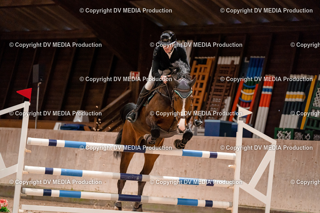 Springen Tag 1-772 | dv-media-shop - Realisiert mit Pictrs.com