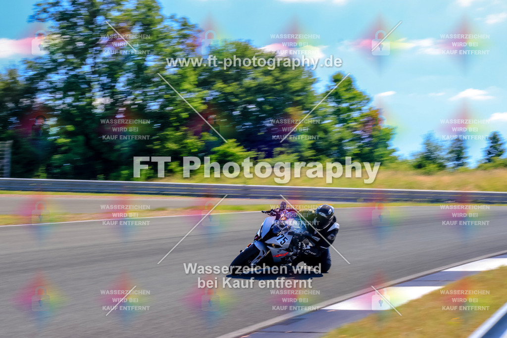 _TCM6594 | Hier findet Ihr Bilder von Touristenfahrten auf der Nürburgring Nordschleife oder von anderen Veranstaltungen die ich besucht habe. Viel Spass beim Durch Schauen 