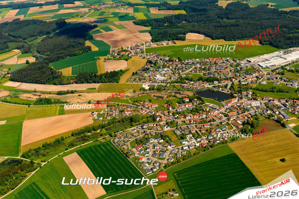 Das Luftbild zeigt :  Wört - Die Luftaufnahme wurde 2024 vom UL-Flugzeug aus erstellt ( keine Drohne ) - Hochauflösende Luftaufnahme - Für grossformatige Ausdrucke geeignet. Die Geschenkidee !Mit Lizenz und Bildrechte bestellbar