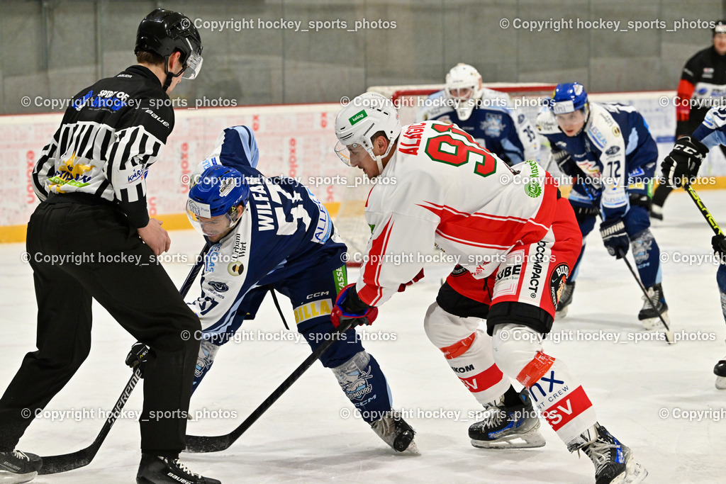 ESV FERLACH vs. ESC SOCCERZONE STEINDORF | Puff Wolfgang Referee, #57 Wilfan Franz ESC Steindorf, #91 Alagic Adis ESV Ferlach, ESV FERLACH vs. ESC SOCCERZONE STEINDORF, ESV FERLACH vs. ESC SOCCERZONE STEINDORF am 22.11.2024 in Ferlach (Eishalle Ferlach ), Austria, (Photo by Bernd Stefan)