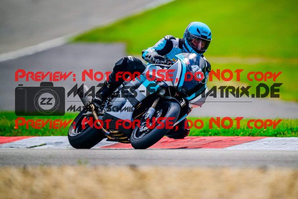 MaZZes_FotoMatrix_240519_6007705_8986 | Fotograf Mathias Schmid
Sportfotograf,
Eventfotograf,
Hochzeitsfotograf,
Portraitfotograf