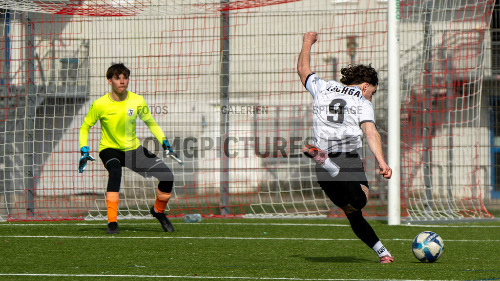 _OMG2426 | www.omgpictures.de, Sportfotograf, Verein, Fotograf, Baden Württemberg, Stuttgart, Heilbronn, omgpictures, Spieltag,  - Realisiert mit Pictrs.com