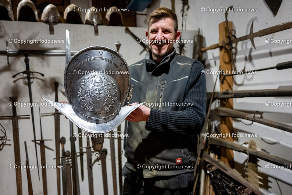 Molln_ Schmiede_ 02.12.2025-24 | 02.12.2025, MOLLN, AUT, Kunstschmiede Schmidberger im Bild Themenbild, Kunstschmiede, Hans Schmidberger