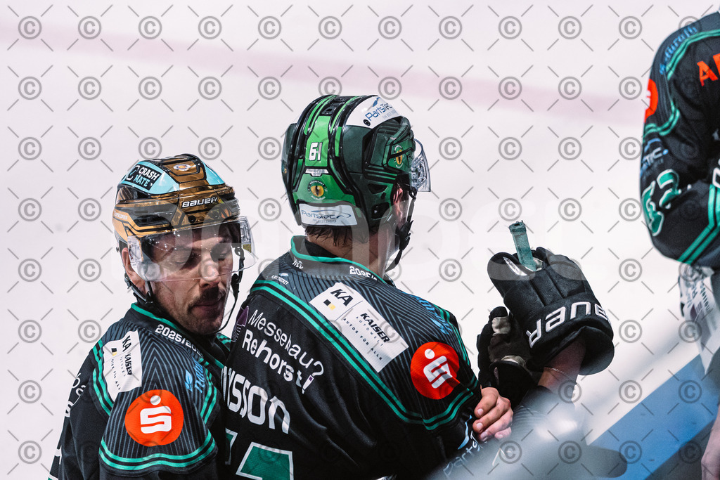 Alligators_vs_Memmingen_05_12_2025-192 | Höchstadt Alligators Fotogalerie: Eishockey-Action aus Franken. Professionelle Spielfotos, Portraits & Stadionbilder zum Download. Jetzt entdecken! - Realisiert mit Pictrs.com