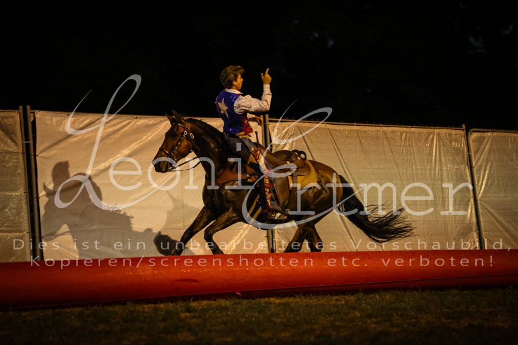 SaShow00358 | Leoni Ertmer Photography - Realisiert mit Pictrs.com