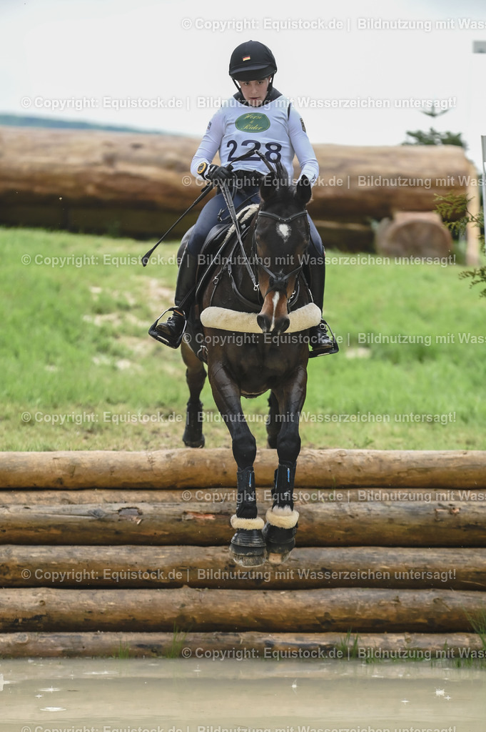 20230513_CCI2_Section2_Gelände_0440 | equistock