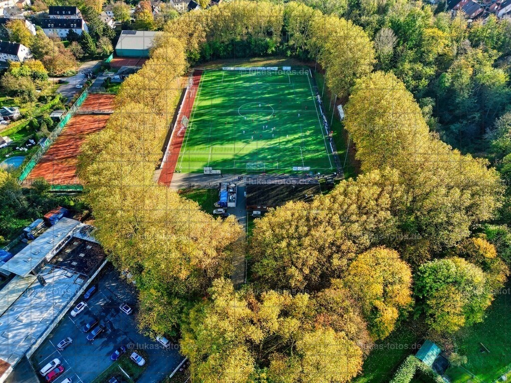 2024-11-03 LUFT Erin-Kampfbahn Foto Lukas 4 | Luftbilder Castrop-Rauxel und Fotos vom VfL Bochum kaufen im Webshop der Bilder von Jens Lukas: lukas-fotos - Realisiert mit Pictrs.com