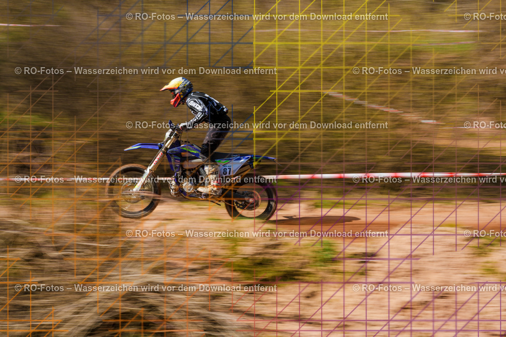 3 Lauf Mernes-407 | Sportfotografie von RO-Fotos: Motorsport, Motocross, Enduro, Laufveranstaltungen und Triathlon. Professionelle Fotos von Sportlern und Events. - Realisiert mit Pictrs.com