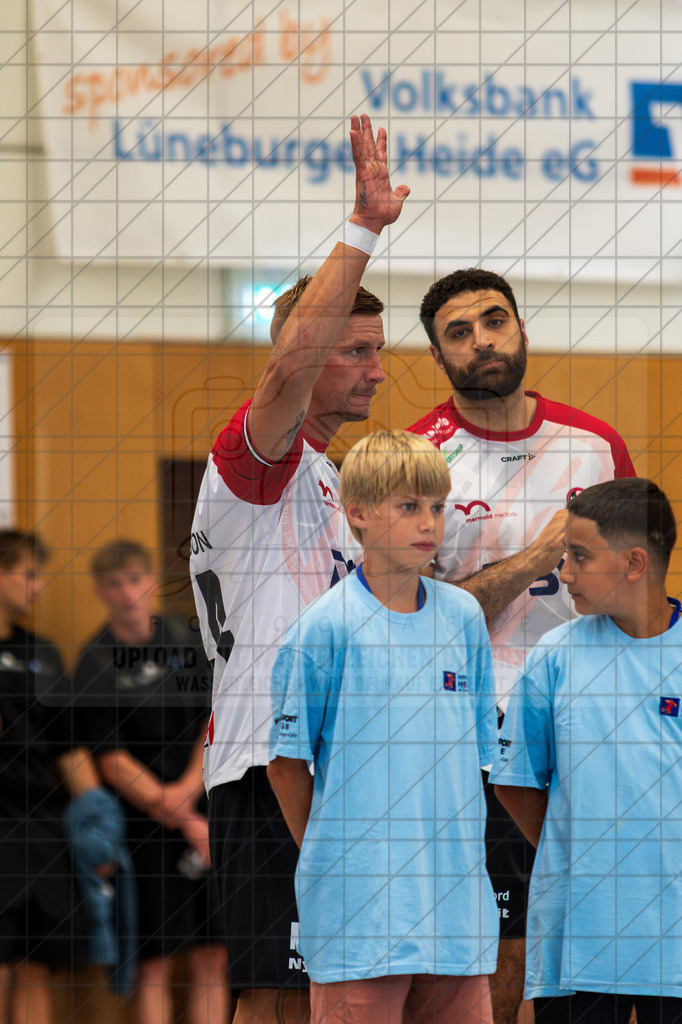 IHC 2026 - HC Hamburg vs. HØJ Elite | ; IHC 2026 - HC Hamburg vs. HØJ Elite am 07.08.2026 in Sporthalle KGS, Schneverdingen - Realisiert mit Pictrs.com