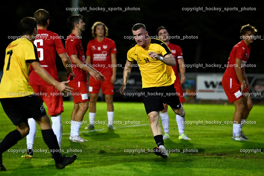 FC KAC 1909 vs. FC Nussdorf Debant | Jubel FC Nussdorf Debant Mannschaft, #7 Aleksandar Simic FC Nussdorf Debant, #14 Dino Zenkovic FC Nussdorf Debant, FC KAC 1909 vs. FC Nussdorf Debant, FC KAC 1909 vs. FC Nussdorf Debant am 19.09.2025 in Klagenfurt (Sportplatz KAC), Austria, (Photo by Bernd Stefan)