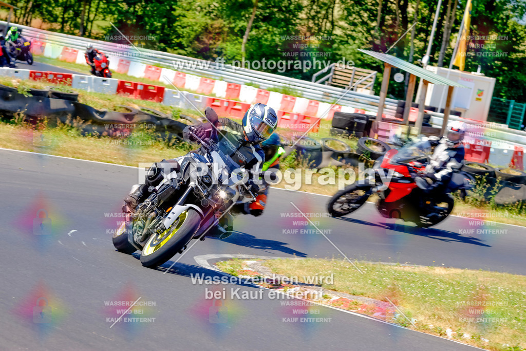 _MOT9373 | Hier findet Ihr Bilder von Touristenfahrten auf der Nürburgring Nordschleife oder von anderen Veranstaltungen die ich besucht habe. Viel Spass beim Durch Schauen 