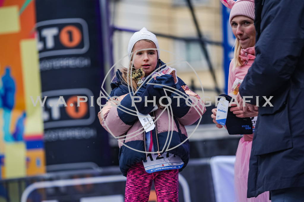 SILVESTERLAUF LINZ 25 | Linz, AUSTRIA, 31. Dezember 25, TRIRUN SILVESTERLAUF LINZ 25 , Image shows: 
Photo: WAPICS / BINDER Manuel