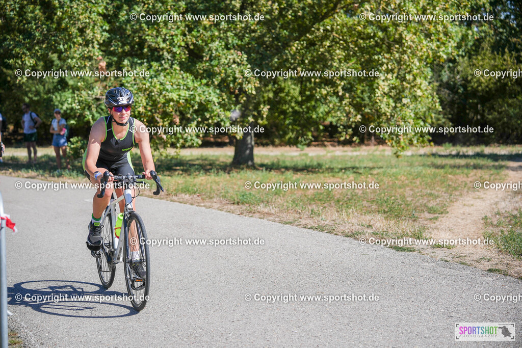 DSC02434 | Vienna Triathlon 2024                                        P3 Event                                                             #yourpictrs #sportshot_your_pictrs                 @Sportshotphotography                                     Photo Credit: www.sportshot.de
