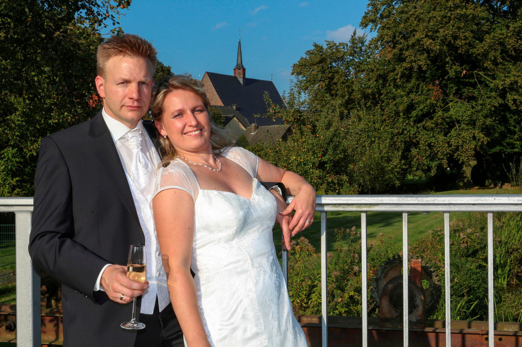 top-top.de Hochzeiten119 | Foto, Video, Fotografie, Videografie, Fotobox, DJ, Discjockey, Musik, Musikbox, Veranstaltung, Photobooth, Amazon, Ebay, Buchtipp, Bestseller, Autor, Verlag, Buch, Wesel, Hamminkeln, NRW, Dinslaken, Rees, Drohne, Hochzeit, Party, Fotobox, Wesel, Fotograf