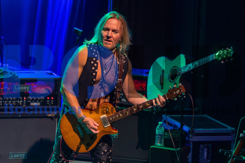 SES_DIODOR20250912-73 | bond - Realisiert mit Pictrs.com