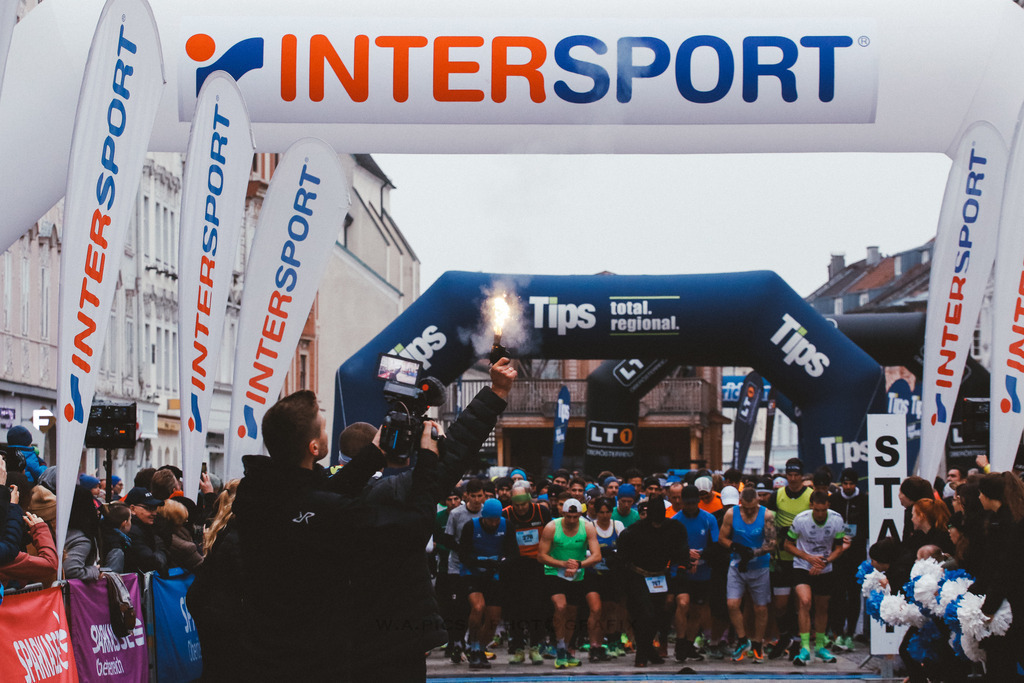 AW_20231231awmac-58 | WELS, 31.12.2023, Sparkasse Silvesterlauf Wels 2023 , Image shows: Photo: WAPICS / Andreas Willdoner