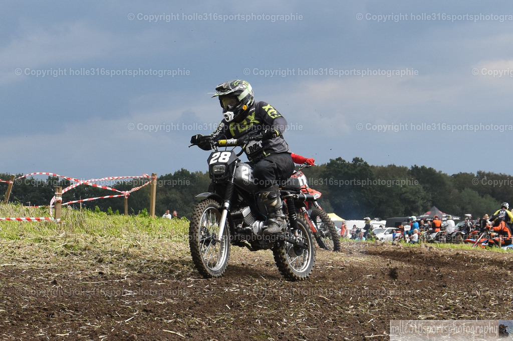 DSC_0055_01 (2) | Sportfotografie , Motorsport, Motoross, Reitsport, Mointainbike, Enduro,
Landschaft , Outdoor, Eventfotografie, Landschaft, Bilder online bestellen - Realisiert mit Pictrs.com