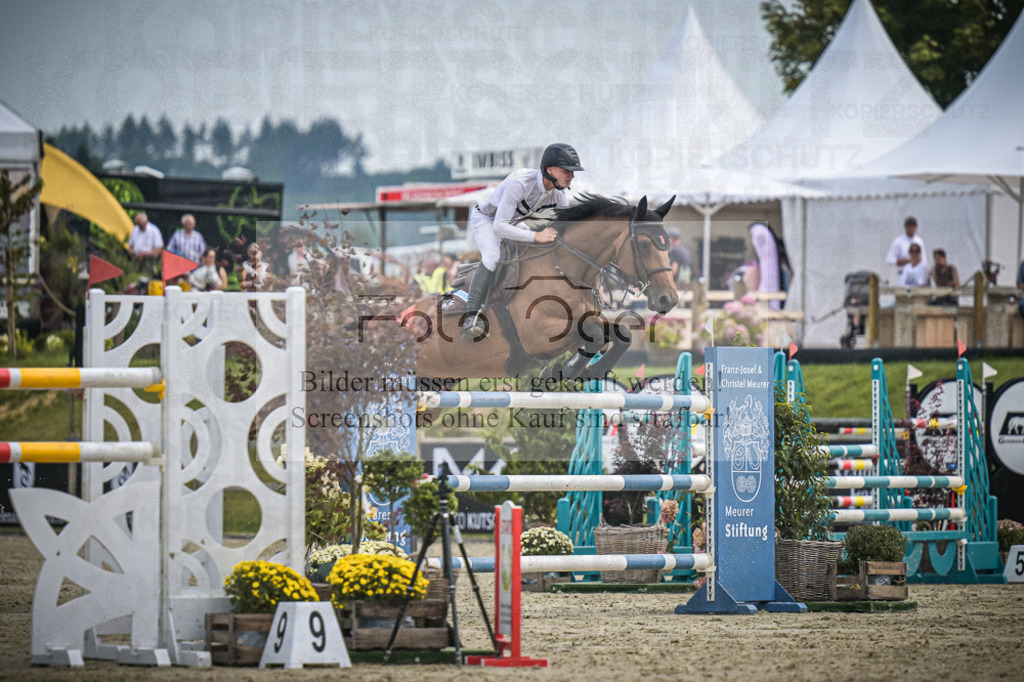 DOS_1285 | Entdecke hochwertige Reitturnierfotos von Foto Oger. Professionell, emotional und authentisch – jetzt Lieblingsmomente im Shop bestellen.Deutschlandweite Turnierfotografie. - Realisiert mit Pictrs.com