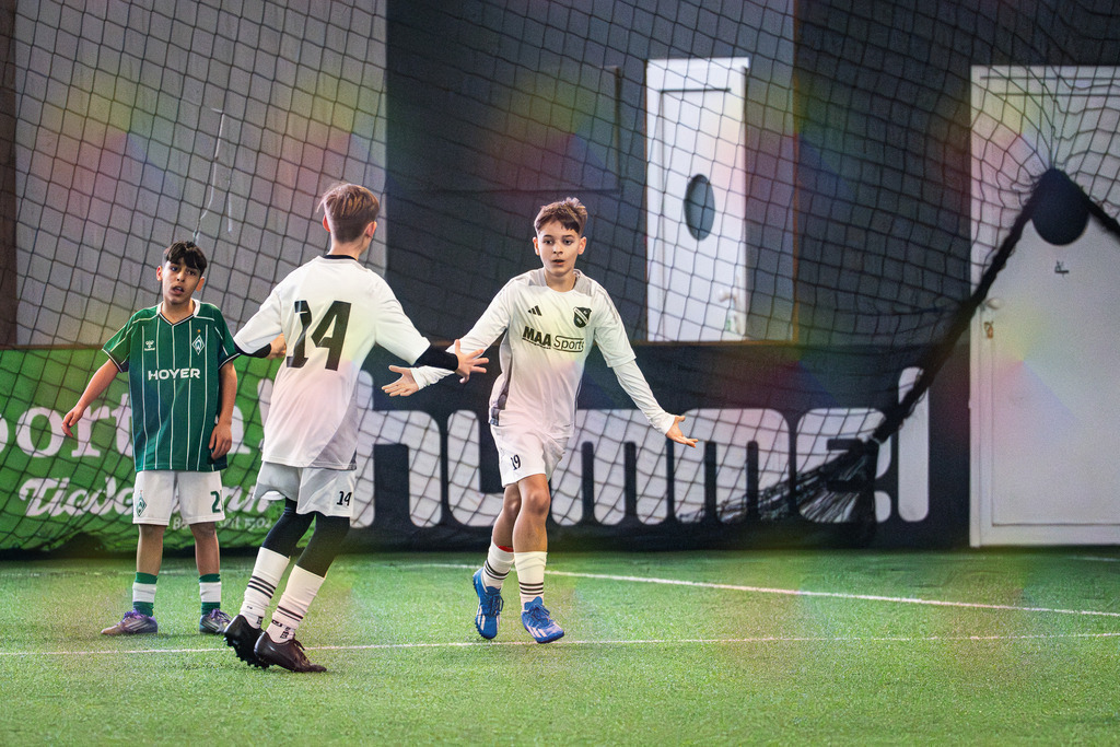 blr.pics-378 | Professionelle Fußball- und Sportfotografie. Spielbilder online ansehen und kaufen – Einzelbilder oder komplette Galerien in hoher Qualität. - Realisiert mit Pictrs.com
