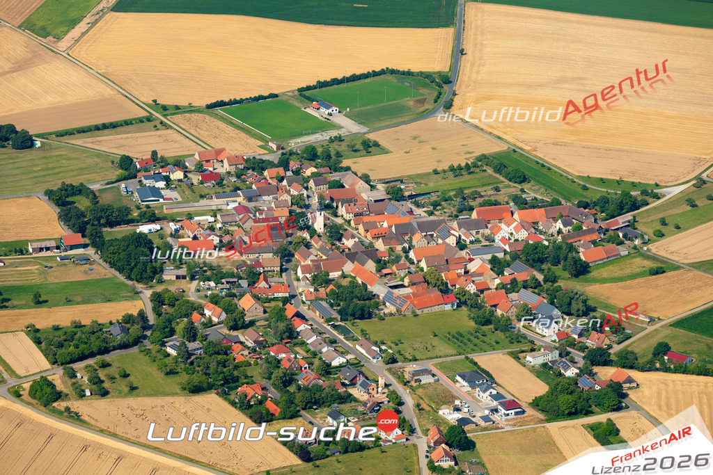 Das Luftbild zeigt : Gülchsheim Hemmersheim - Die Luftaufnahme wurde 2023 vom UL-Flugzeug aus erstellt ( keine Drohne ) - Hochauflösende Luftaufnahme - Für grossformatige Ausdrucke geeignet. Die Geschenkidee !Mit Lizenz und Bildrechte bestellbar