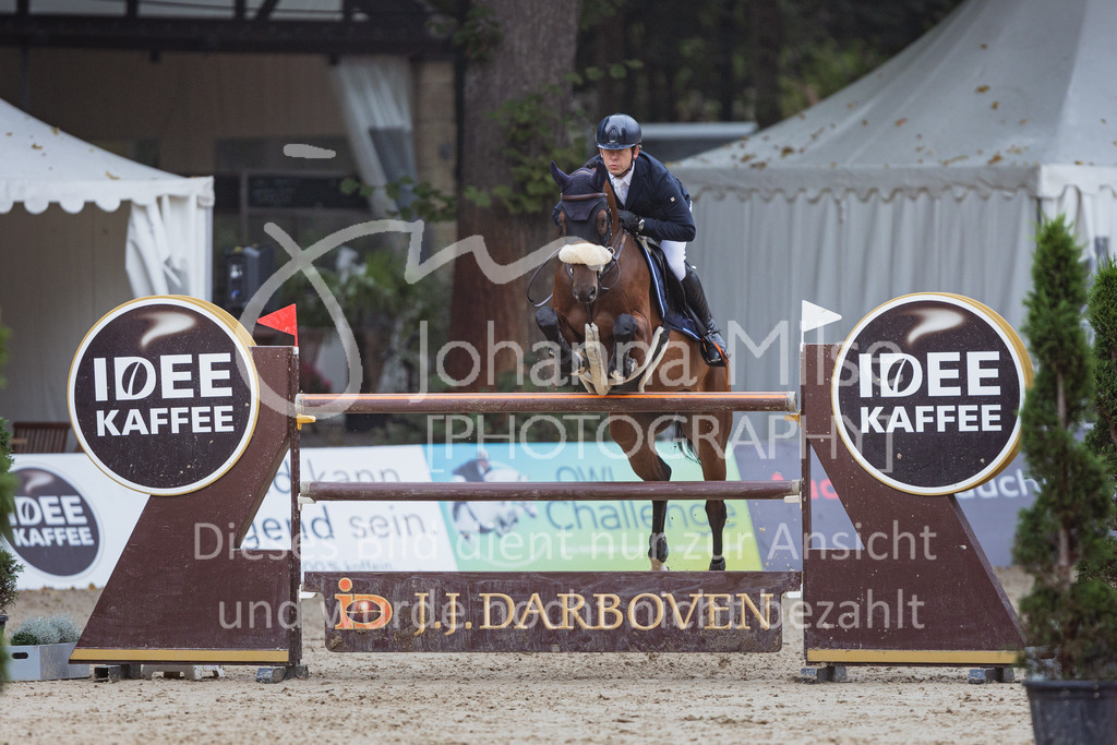 220911_OWLCh_MediumTour-212 | Deine schönsten Turniermomente als professionelle Fotos! Entdecke hochwertige Pferdesport-Fotografie im Online-Shop. Jetzt Fotos finden & bestellen!