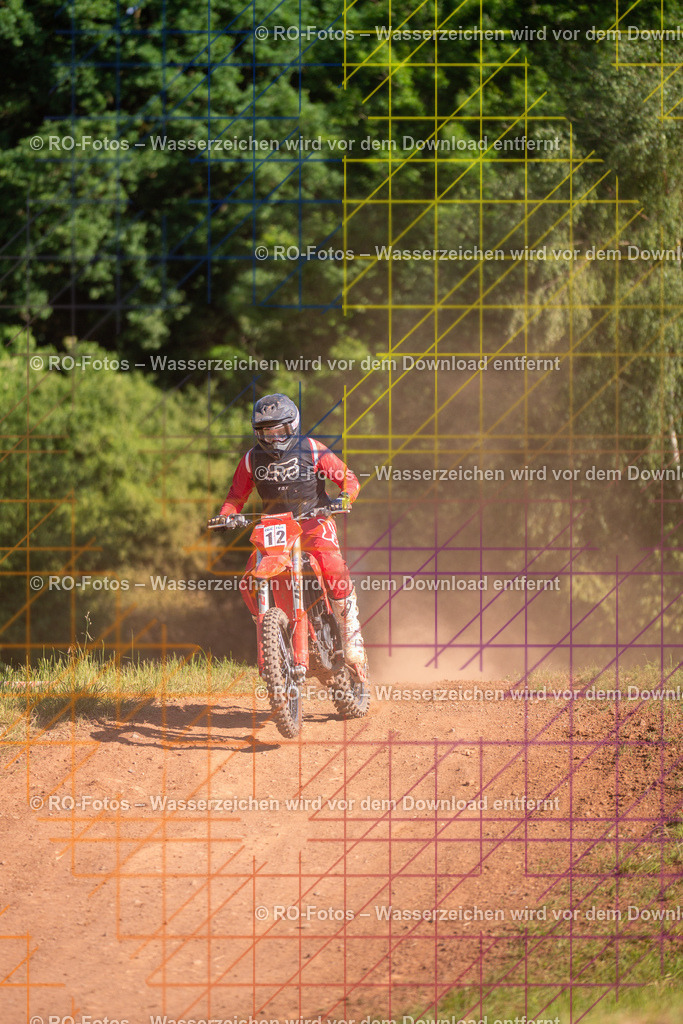 Wolfshausen 3 Lauf -1864 | Sportfotografie von RO-Fotos: Motorsport, Motocross, Enduro, Laufveranstaltungen und Triathlon. Professionelle Fotos von Sportlern und Events. - Realisiert mit Pictrs.com