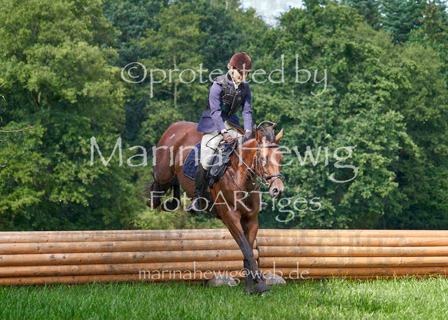 08-23 Bredeneek Jagd_MCH9444_Marina Hewig | Fotografie, FotoArt, PferdesportArt, Pferdesportfotografie, Landschaftsfotografie, Reisefotografie, Reise, Pferde - Realisiert mit Pictrs.com