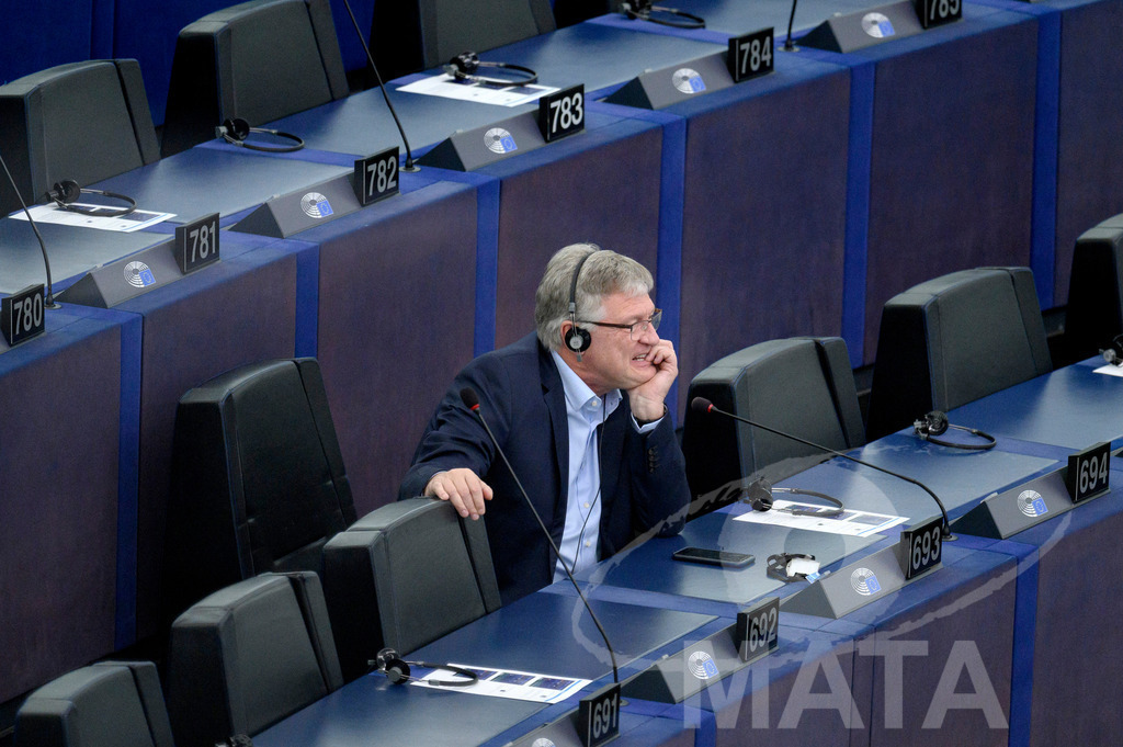 _DWI0216 | MATA IndoCon - Realisiert mit Pictrs.com