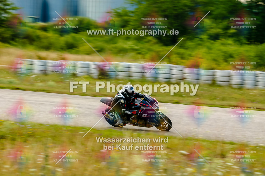 Chambley Juli-0098 | Hier findet Ihr Bilder von Touristenfahrten auf der Nürburgring Nordschleife oder von anderen Veranstaltungen die ich besucht habe. Viel Spass beim Durch Schauen 
