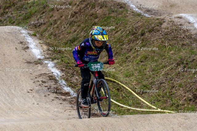 BayBMX2026-05778 | Fotogalerie von Thomas Dettweiler mit Eventbildern und lizenzfreien Fotos. Perfekt als Wandbild, für Büro, Website oder private Nutzung. - Realisiert mit Pictrs.com