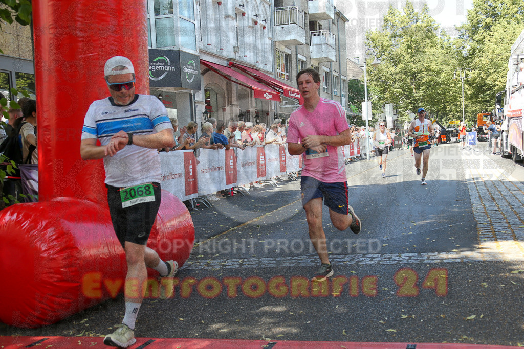 250621_1205_EX1_4820 | Sportfotografie im Rhein-Sieg Kreis, Köln, Bonn, NRW, Rheinland Pfalz, Hessen, etc. Unser Tätigkeitsfeld umfasst den Laufsport vom Volkslauf über den Marathon, Duathlon, Triathon bis zum Ultralauf wie Kölnpfad Ultra oder Schindertrail.