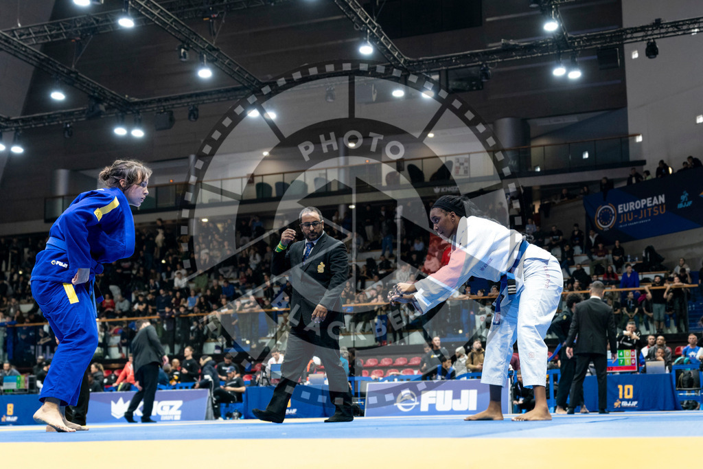 20240121PBB6303 | Fighters compete during the second day of the IBJJF European Championship in Paris, France, on January 21, 2024.