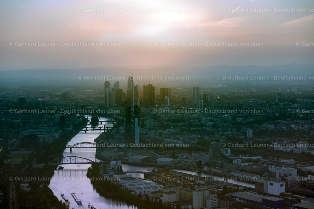 3292562 | Skyline Frankfurt am Main