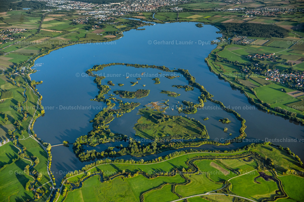 4051059 | MUHR AM SEE 03.09.2021 Uferbereiche der See- Insel und Vogelfreistätte Flachwasser- und Inselzone im " Altmühlsee " in Muhr am See im Bundesland Bayern, Deutschland. Weiterführende Informationen bei: NABU - Naturschutzbund Deutschland e.V.. // Lake Island " Altmuehlsee " in Muhr am See in the state Bavaria, Germany. Further information at: NABU - Naturschutzbund Deutschland e.V.. Foto: Gerhard Launer
