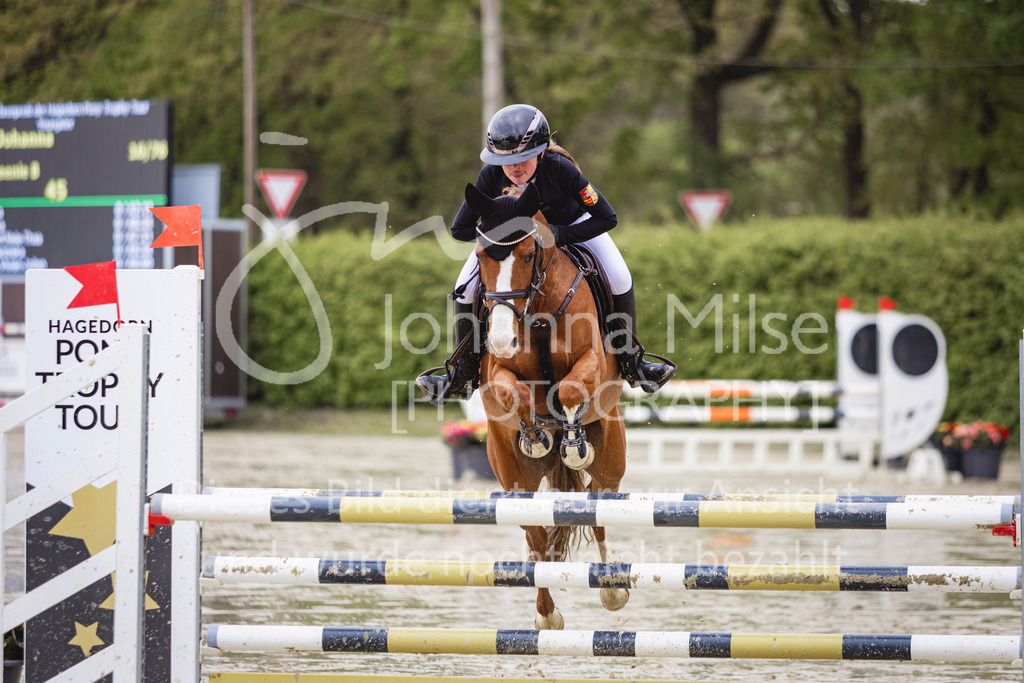 240426_Olfen-Vinnum_PonyTrophy-169 | Deine schönsten Turniermomente als professionelle Fotos! Entdecke hochwertige Pferdesport-Fotografie im Online-Shop. Jetzt Fotos finden & bestellen!