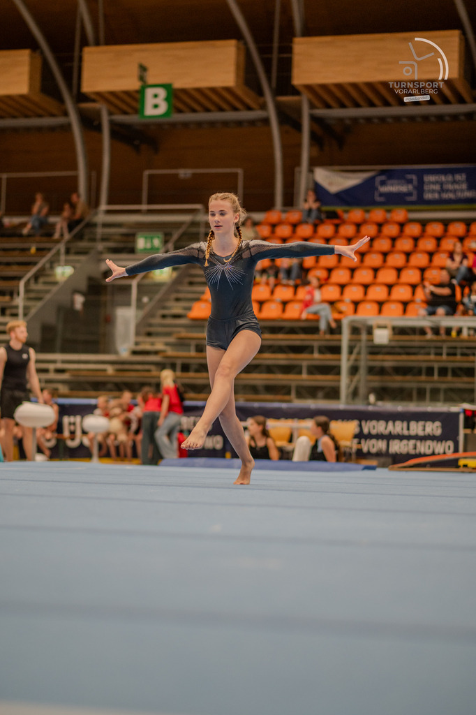 DSC_8942 | "Fussifoto.com – Ihr Ansprechpartner für hochwertige Fotografie! Entdecken Sie kreative Bilder und professionelle Dienstleistungen. Kontaktieren Sie uns für Ihre Projekte!"