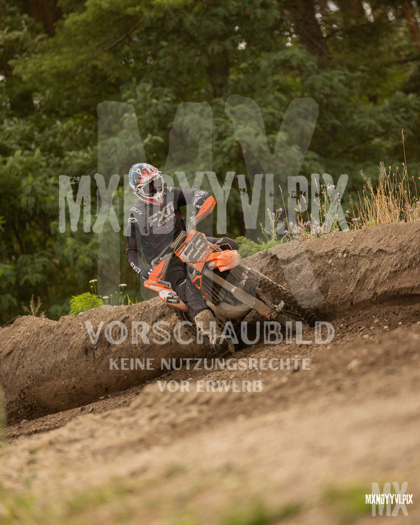 866A1563 | mxndyyvipix