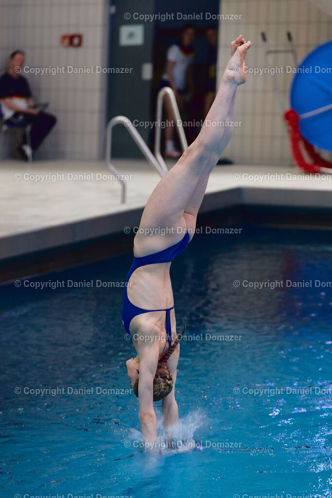 International Youth Diving Meet 2026 | Day 2 of 5 | International Youth Diving Meet 2026| Day 2 of 5 | 23.04.2026 | Youth diving competition featuring 1m and 3m springboard and platform at the Schwimmsportkomplex Freiberger Platz in Dresden.@ Domazer Photography - Realisiert mit Pictrs.com