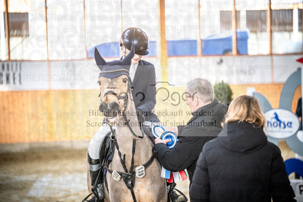 DOS_0025 | Entdecke hochwertige Reitturnierfotos von Foto Oger. Professionell, emotional und authentisch – jetzt Lieblingsmomente im Shop bestellen.Deutschlandweite Turnierfotografie. - Realisiert mit Pictrs.com