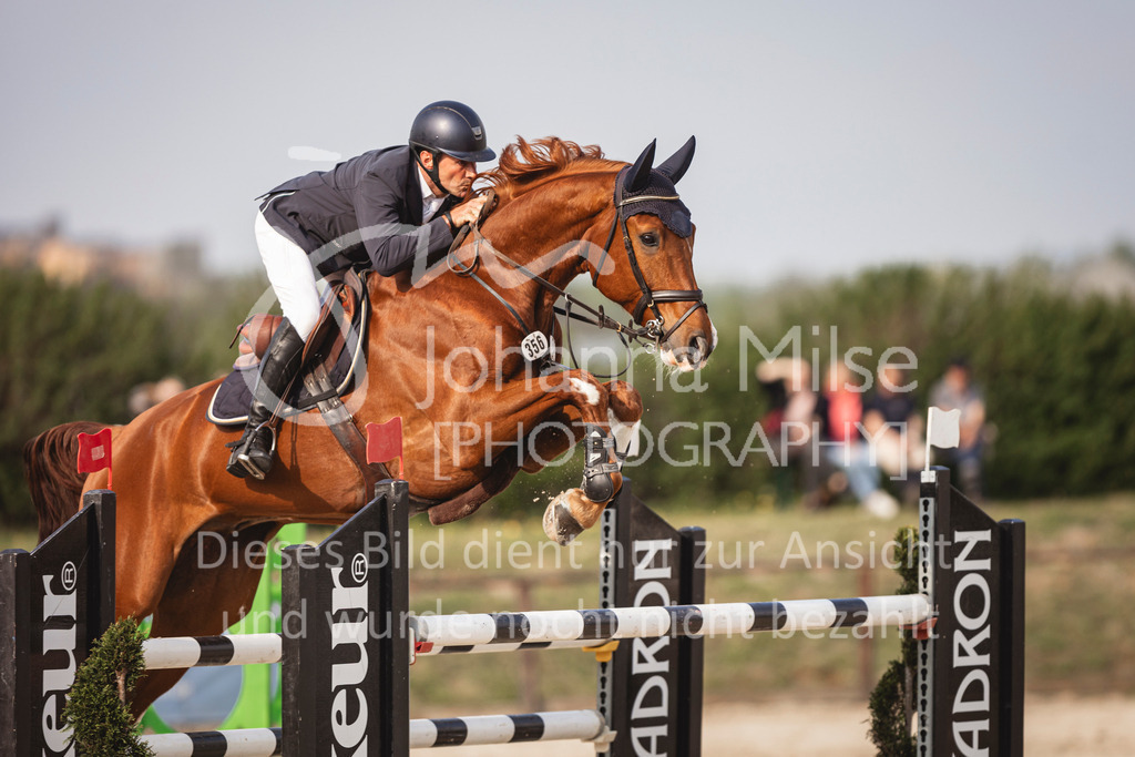 250416_M2-Springen-480 | Deine schönsten Turniermomente als professionelle Fotos! Entdecke hochwertige Pferdesport-Fotografie im Online-Shop. Jetzt Fotos finden & bestellen!