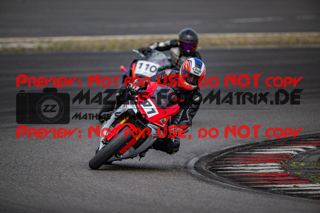 MaZZes_FotoMatrix_230719_2321 | GRUEN