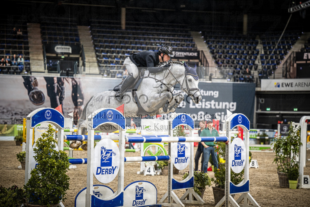 DOS_2599 | Entdecke hochwertige Reitturnierfotos von Foto Oger. Professionell, emotional und authentisch – jetzt Lieblingsmomente im Shop bestellen.Deutschlandweite Turnierfotografie. - Realisiert mit Pictrs.com